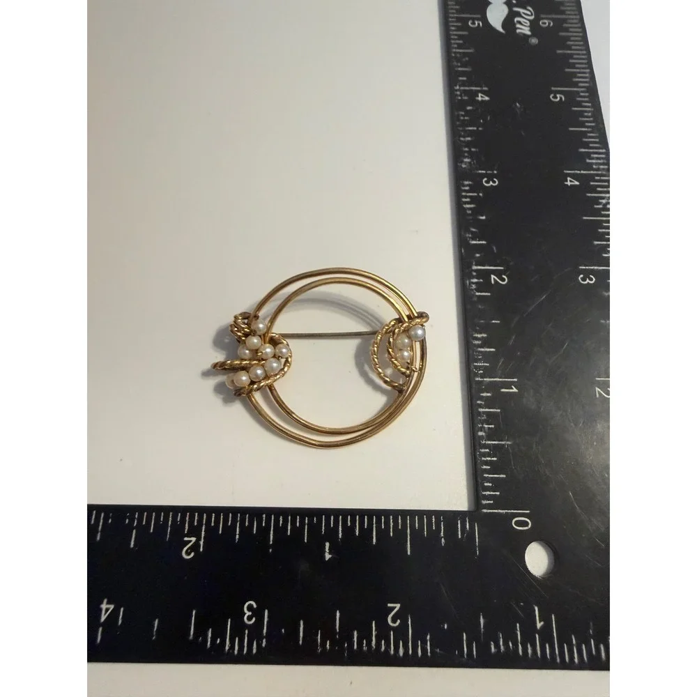 Hayward vintage circle